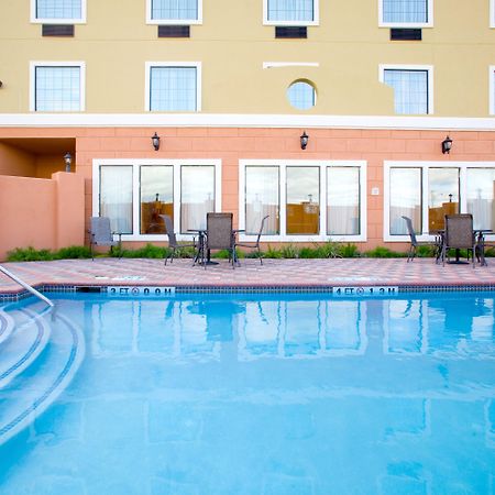 Holiday Inn Express & Suites - Jourdanton-Pleasanton By Ihg Exterior foto