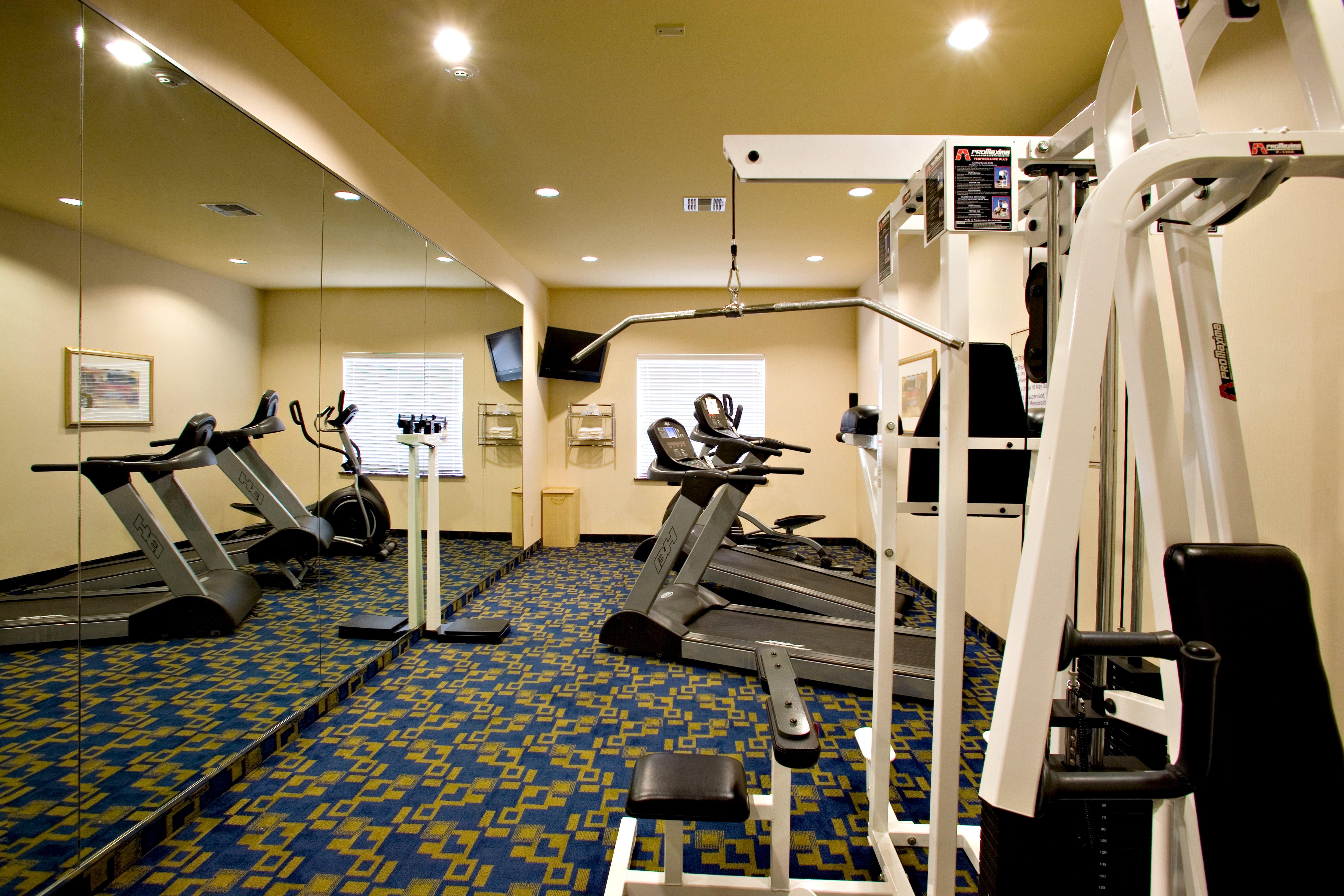 Holiday Inn Express & Suites - Jourdanton-Pleasanton By Ihg Exterior foto