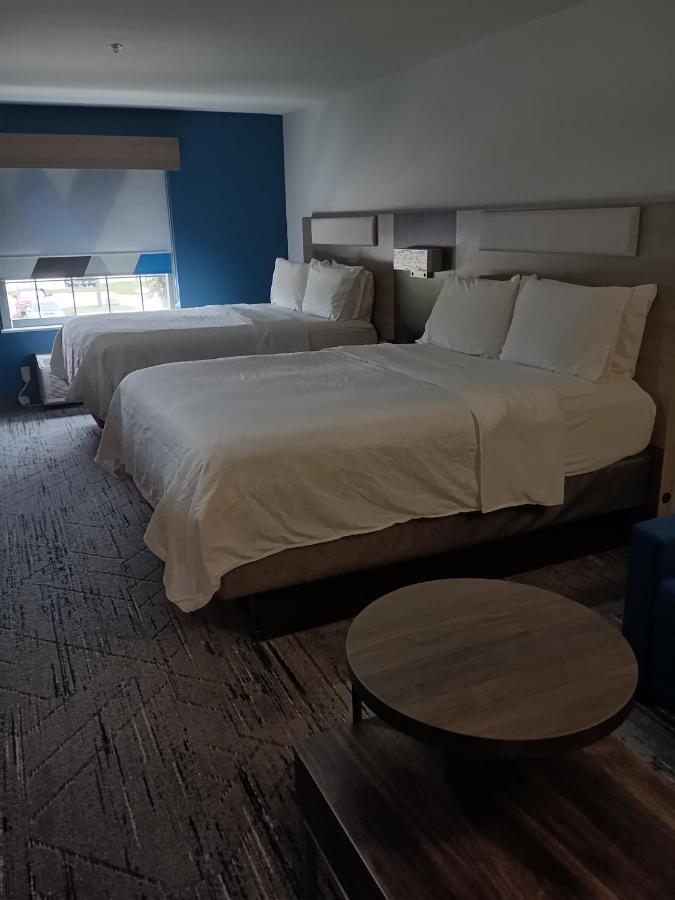 Holiday Inn Express & Suites - Jourdanton-Pleasanton By Ihg Exterior foto