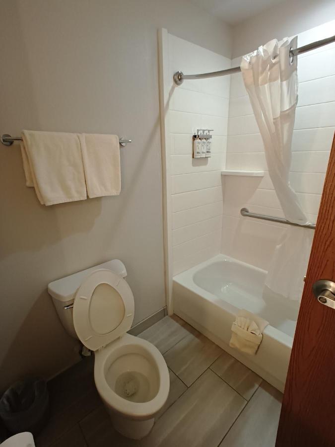 Holiday Inn Express & Suites - Jourdanton-Pleasanton By Ihg Exterior foto