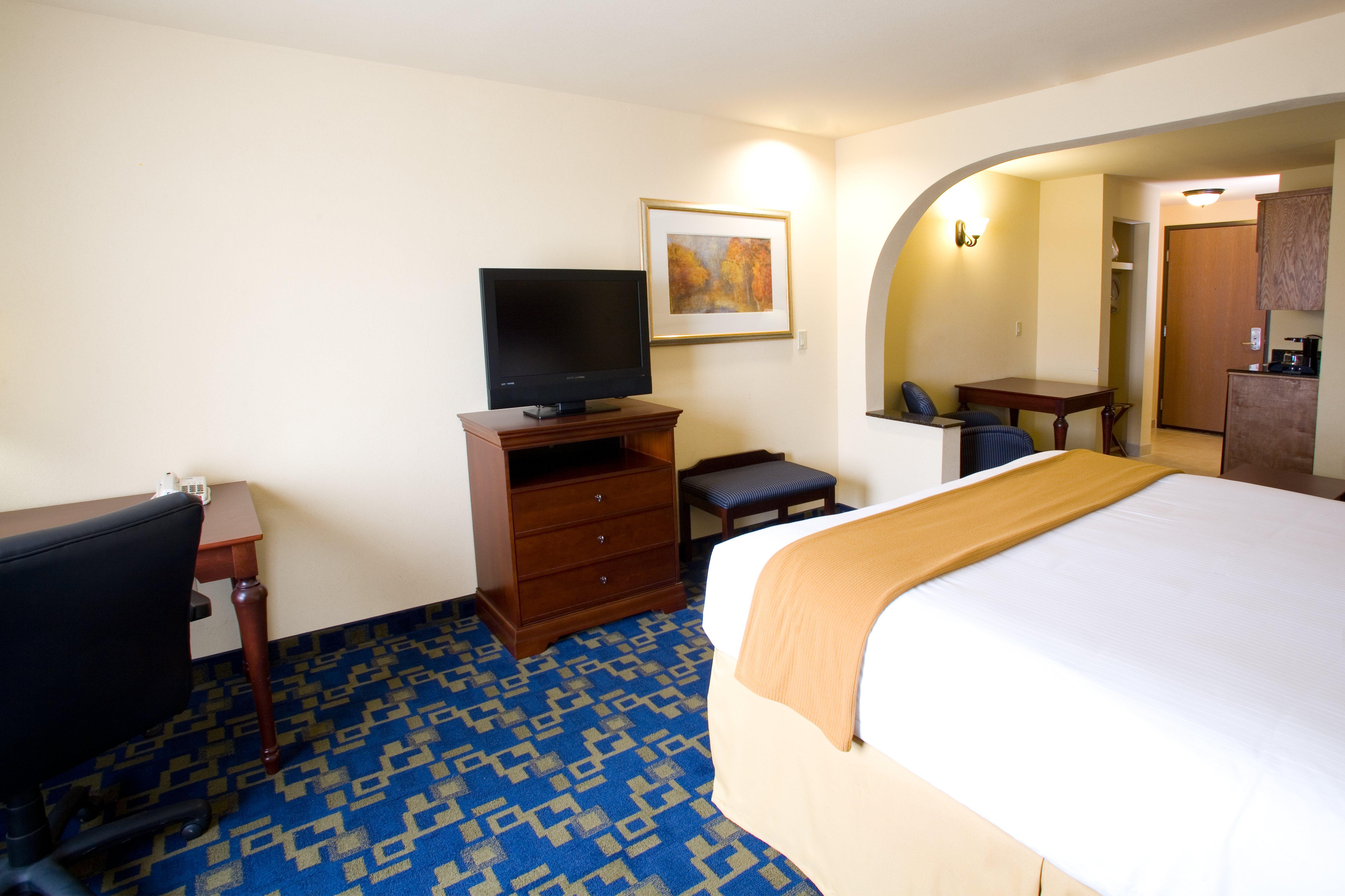 Holiday Inn Express & Suites - Jourdanton-Pleasanton By Ihg Exterior foto